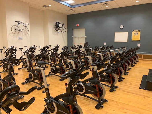 Universidade Estadual de Kennesaw Schwinn AC Power 3